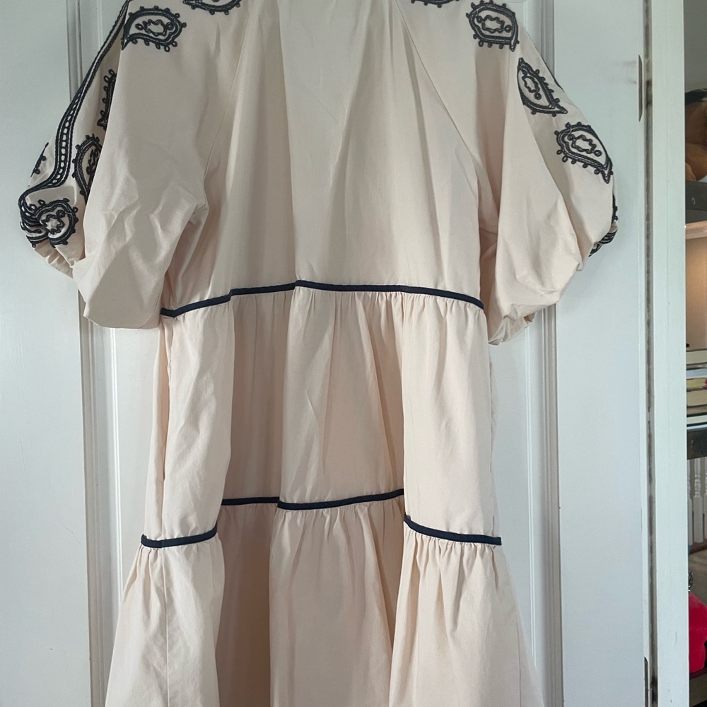 Beige Tiered Embroidered V-Neck Dress with Navy Trim - Picture 2 of 7